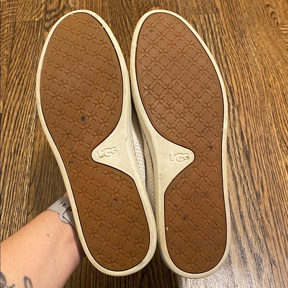 Women’s UGG Alameda Sammy slip-on Sneakers Size 9 - Picture 3 of 8